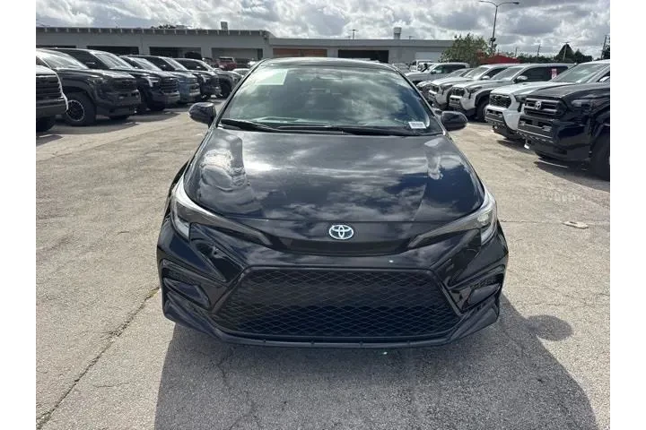 $18988 : Toyota Corolla Hybrid 2024 image 8