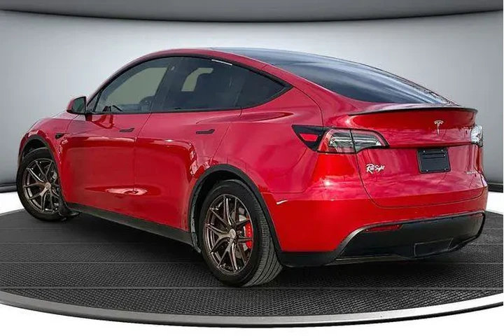 $34000 : Tesla Model Y 2023 AWD Perfo image 4