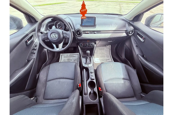 $5999 : Scion IA 2016 image 2