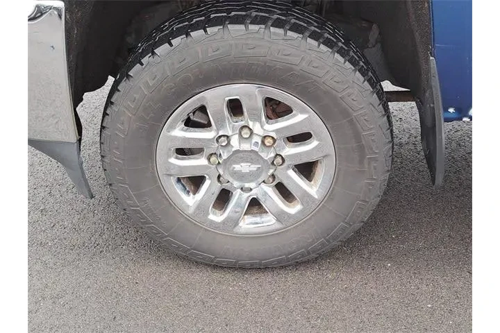 $27868 : Chevrolet Silverado 2500HD 2 image 10