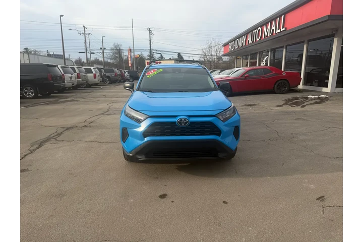 $15980 : 2019 RAV4 LE FWD (Natl) image 7
