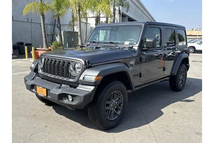 $33869 : Jeep Wrangler 2025 4x4 Sport image 7