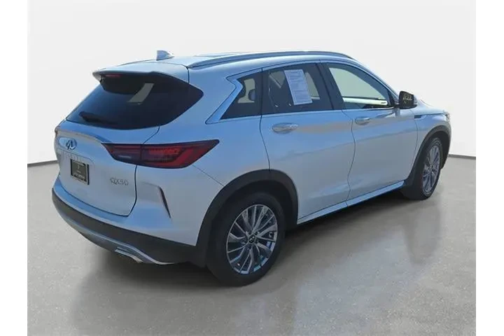 $31928 : INFINITI QX50 2023 AWD Luxe image 5