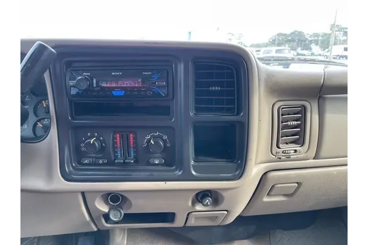 $5998 : GMC Sierra 1500 2005 4dr Cre image 10