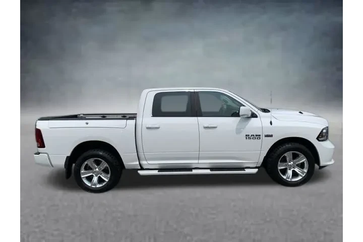 $27444 : Ram 1500 2018 4x4 Night 4dr image 8