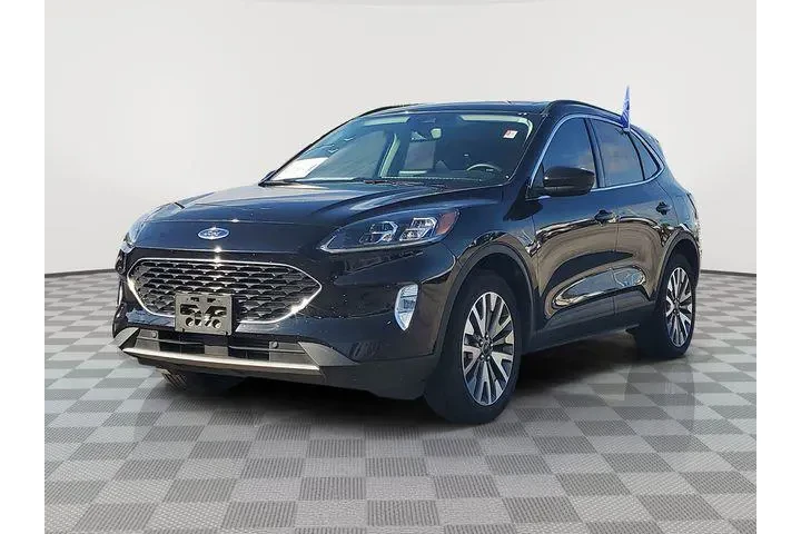 $21392 : Ford Escape 2022 AWD Titaniu image 2