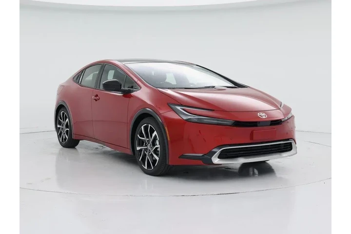 $39998 : Toyota Prius Plug-in Hybrid image 1