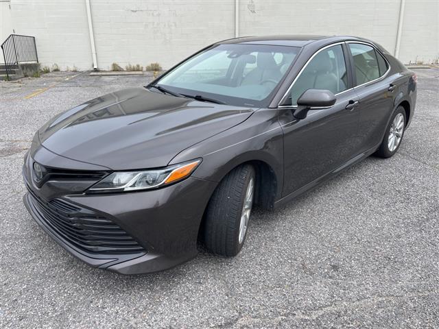 $18991 : PRE-OWNED 2018 TOYOTA CAMRY LE image 3