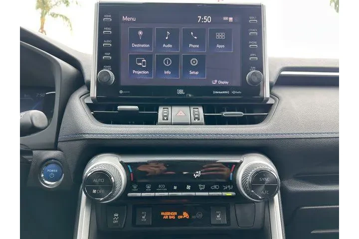 $31995 : Toyota RAV4 Hybrid 2022 AWD image 4