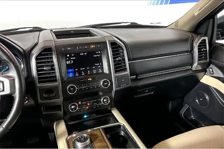 $28975 : Ford Expedition 2019 4x2 Pla image 5