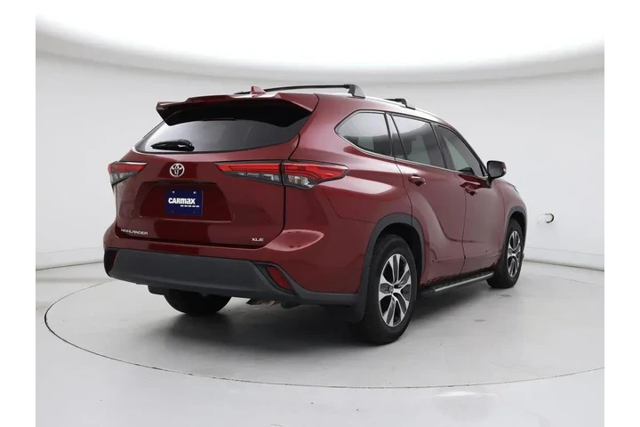 $31998 : Toyota Highlander 2021 XLE 4 image 8