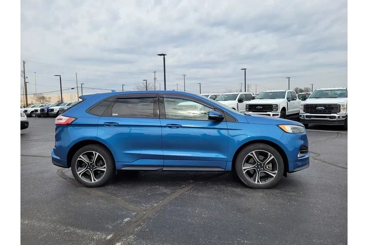 $19585 : Ford Edge 2019 AWD ST 4dr Cr image 2