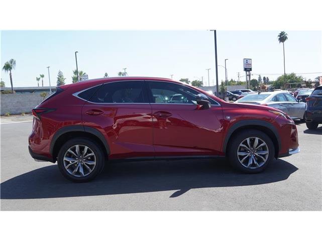 $22984 : 2016 NX 200t Sport Utility 4D image 5