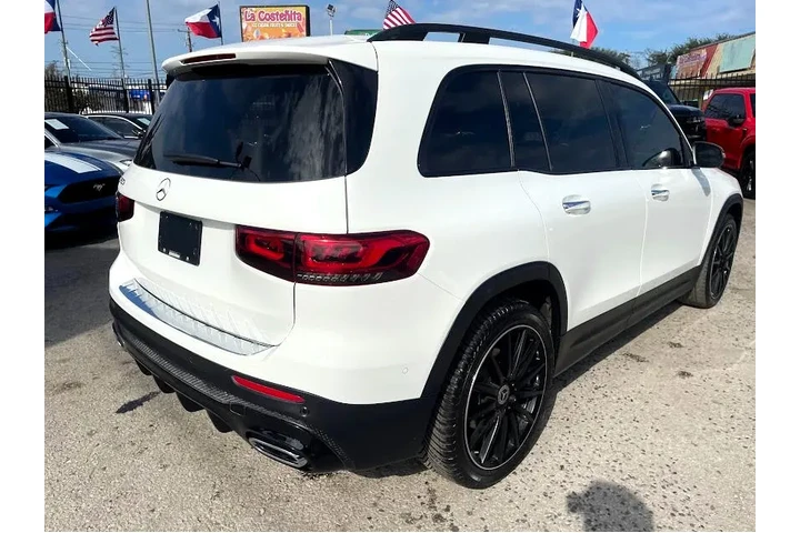 2021 Mercedes-Benz GLB-Class image 5