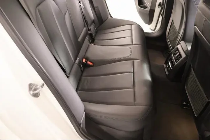 $20289 : BMW 3 Series 2021 330e 4dr S image 3