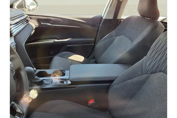 $30989 : Toyota Camry 2025 LE 4dr Sed image 6