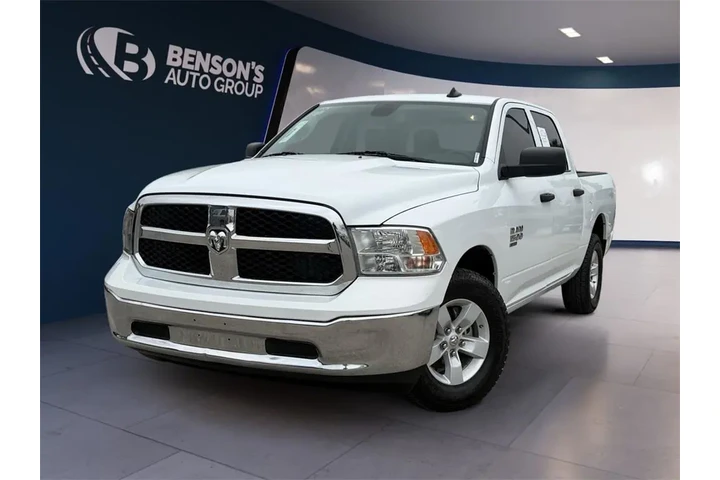 $29797 : Ram 1500 Classic 2023 4x4 SL image 1