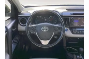 $24000 : Toyota RAV4 Hybrid 2018 AWD thumbnail