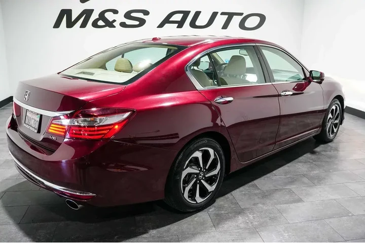 $17777 : 2017 Accord Sedan image 5