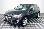 $8101 : PRE-OWNED 2015 MITSUBISHI OUT thumbnail