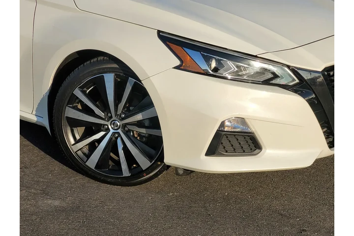 $22500 : Nissan Altima 2021 2.0 SR 4d image 9