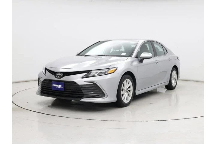 $24998 : Toyota Camry 2024 LE 4dr Sed image 4
