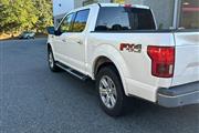 PRE-OWNED 2018 FORD F-150 LAR en Madison WV