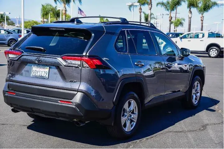 $26695 : Toyota RAV4 2022 XLE 4dr SUV image 6