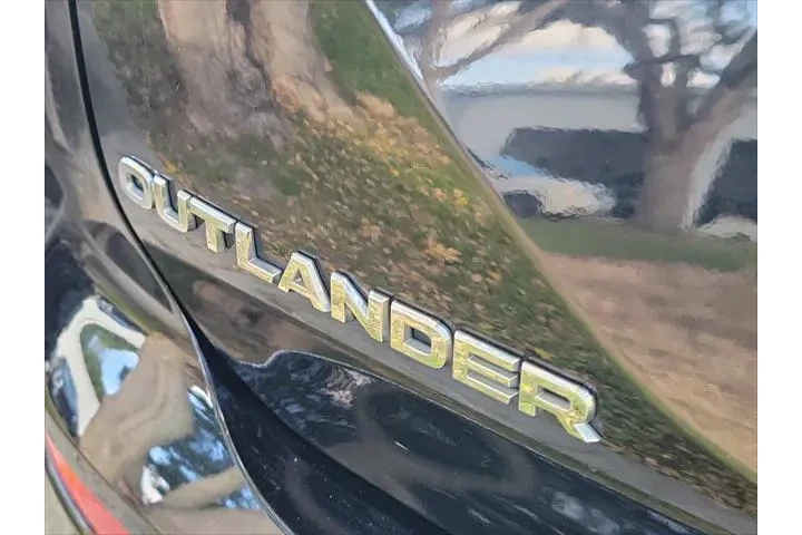 $18988 : Mitsubishi Outlander 2022 Bl image 7