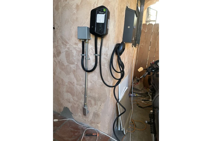 Electrician image 3