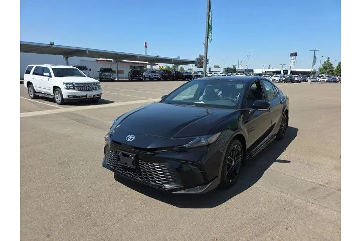 $36900 : Toyota Camry 2026 SE 4dr Sed image 3