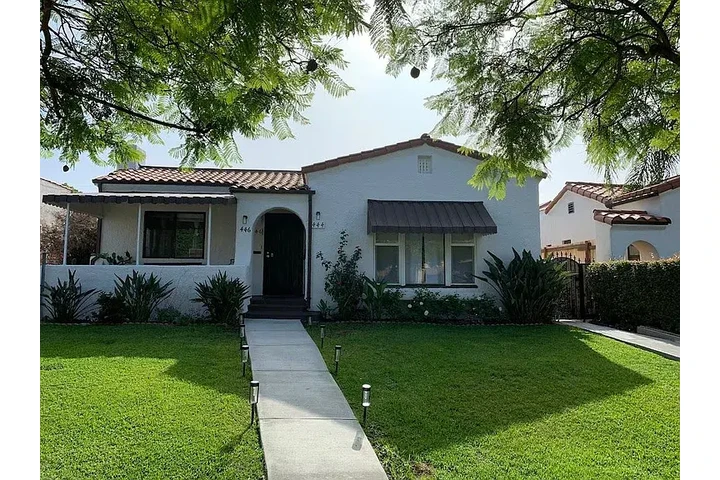 $2200 : Rent!!! image 1