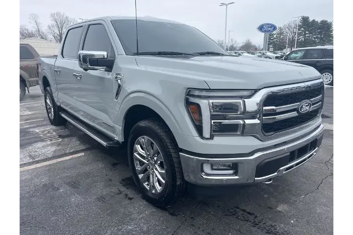$54499 : Ford F-150 2024 4x4 Lariat 4 image 7