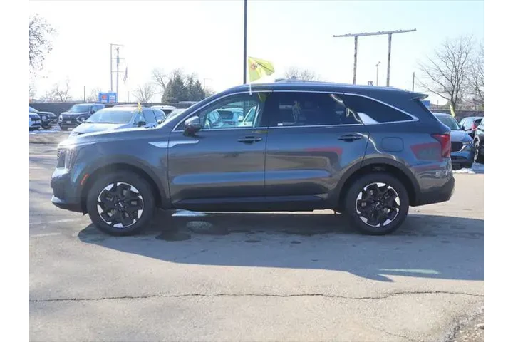 $25877 : Kia Sorento 2024 AWD S 4dr S image 5