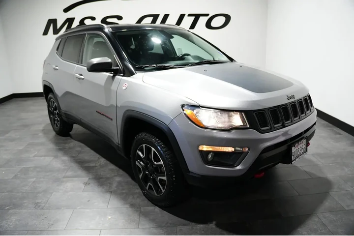 $15999 : 2019 Compass Trailhawk image 6