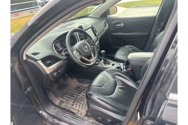 $11000 : Jeep Cherokee 2014 4x4 Limit image 5