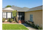 $2000 : 2 bedroom house in Vermont Ave thumbnail
