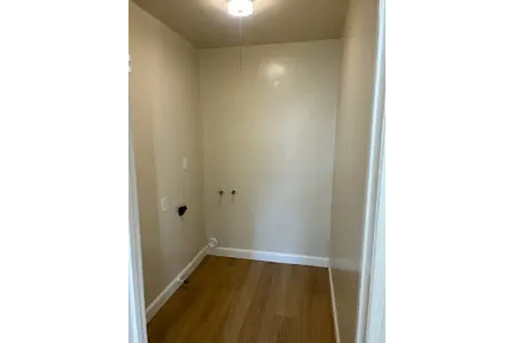 $1750 : RENTO DUPLEX EN L.A/90044 image 5