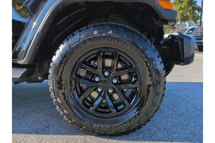 $27274 : Jeep Gladiator 2021 4x4 Spor image 10