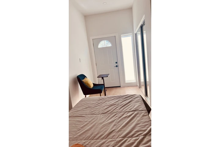 $1200 : Sparkling private room!!! image 3