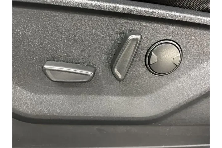 $39999 : Ford F-150 2023 4x4 XLT 4dr image 4