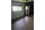 CUARTO DISPONIBLE PARA DAMA en Los Angeles