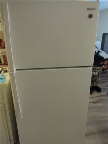 $250 : Refrigerador image 2