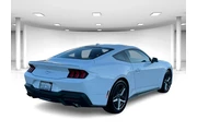 $35665 : Ford Mustang 2025 EcoBoost 2 thumbnail