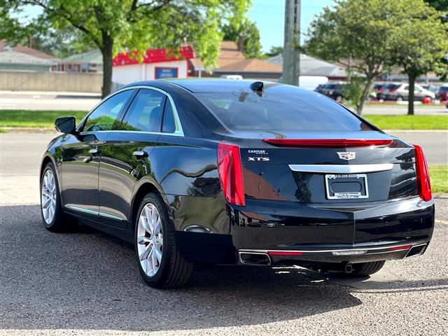 $11999 : 2017 XTS image 8