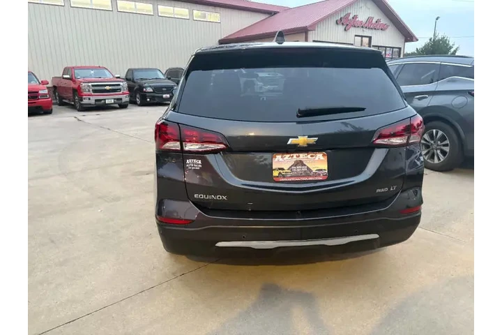 $14950 : 2023 Equinox LT image 8