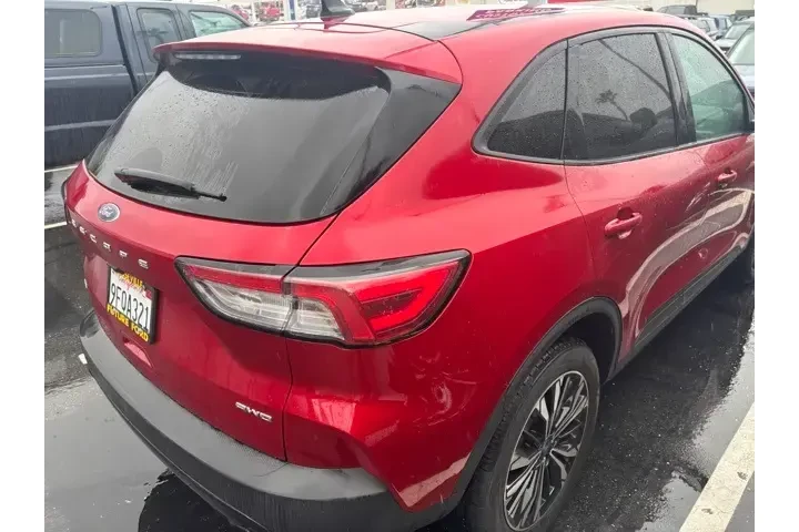 $24988 : Ford Escape 2022 AWD SE 4dr image 3