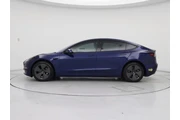 $27998 : Tesla Model 3 2022 AWD Long thumbnail