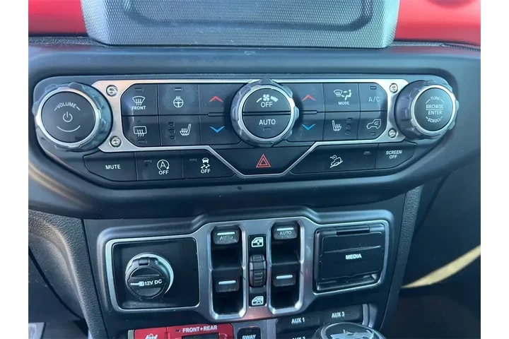 $30000 : Jeep Wrangler Unlimited 2018 image 8