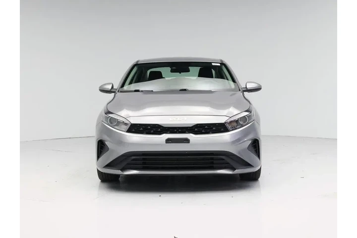 $19998 : Kia Forte 2023 LXS 4dr Sedan image 5